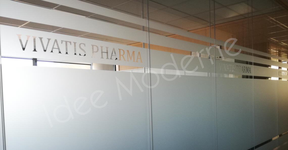 Vetro con pellicola privacy satinata studio professionale