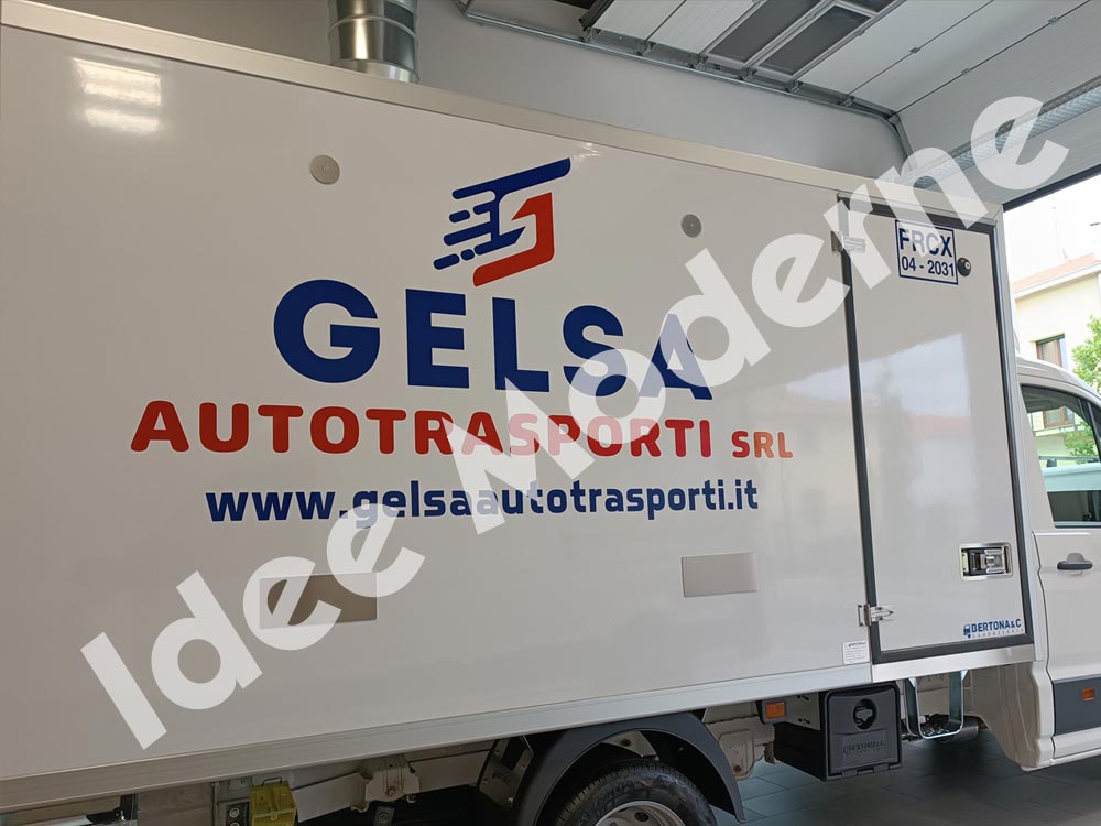 Flotta aziendale decorata con pellicole grafiche Varese Milano