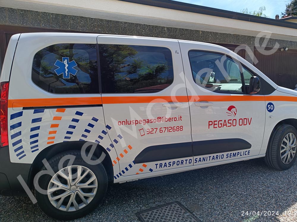 Flotta aziendale decorata con pellicole grafiche Varese Milano