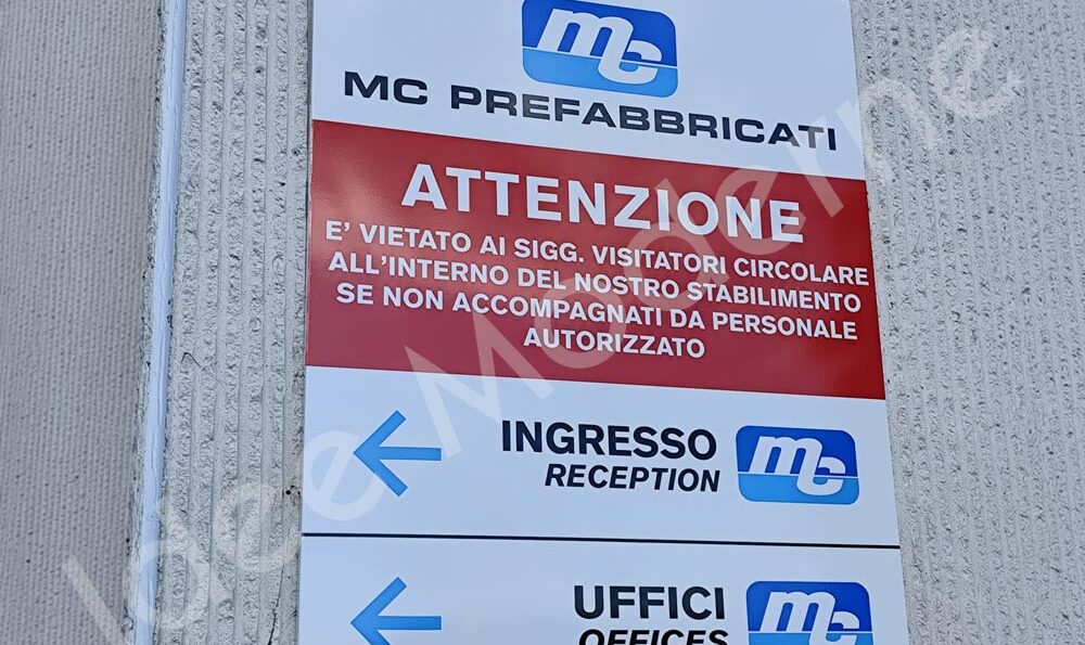 Cartellonistica aziendale in dibond e plexiglass Varese Milano