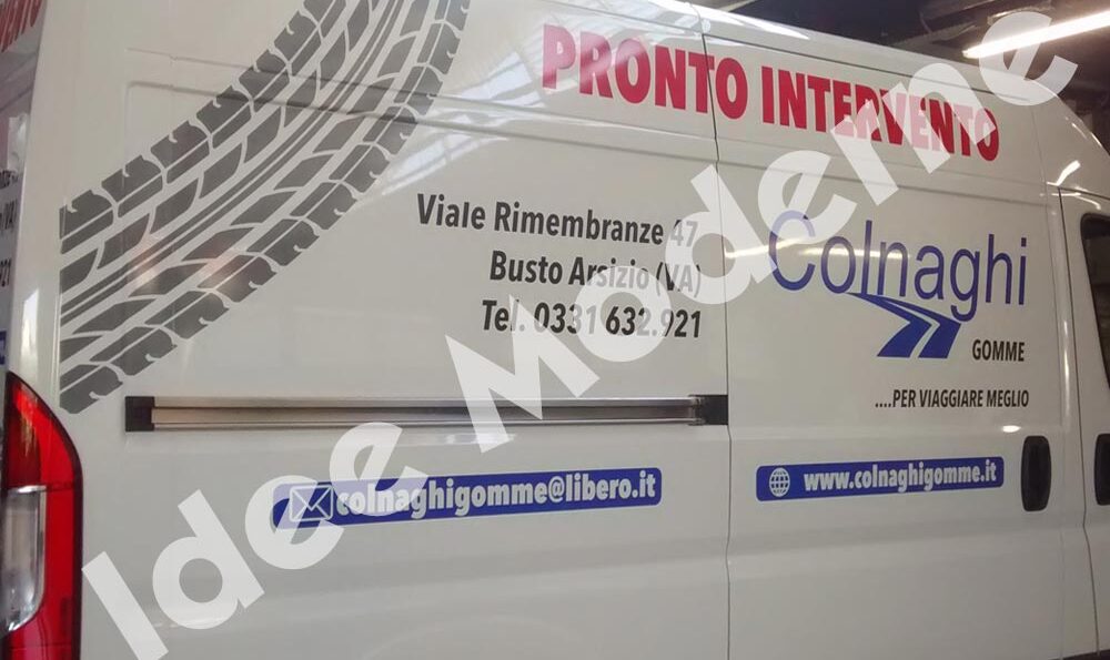 Furgone decorato con pellicole grafiche su misura