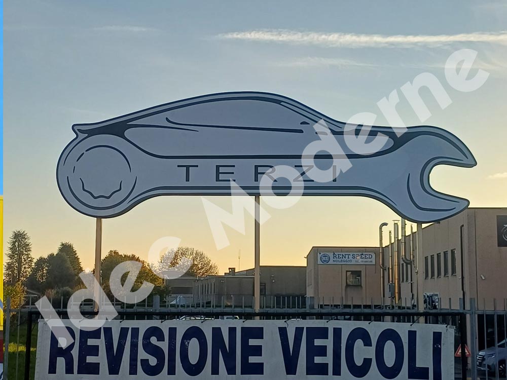 Insegna d'esercizio luminosa per negozio Varese Milano