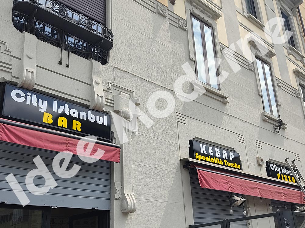 Insegna a LED su misura per negozio Gallarate Busto Arsizio