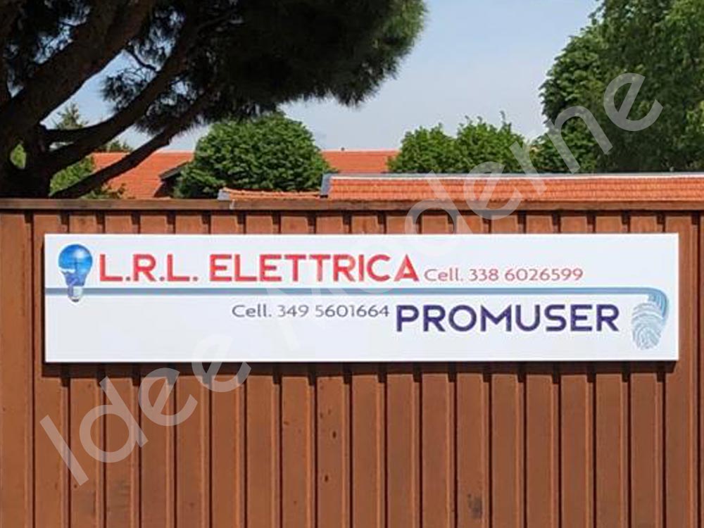 Insegna pubblicitaria totem per attività commerciale Varese