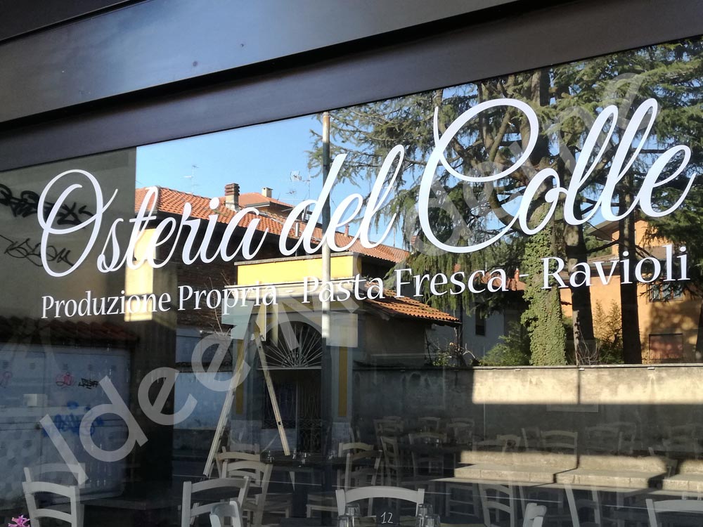 Lettere adesive su misura per insegna e vetrina Varese