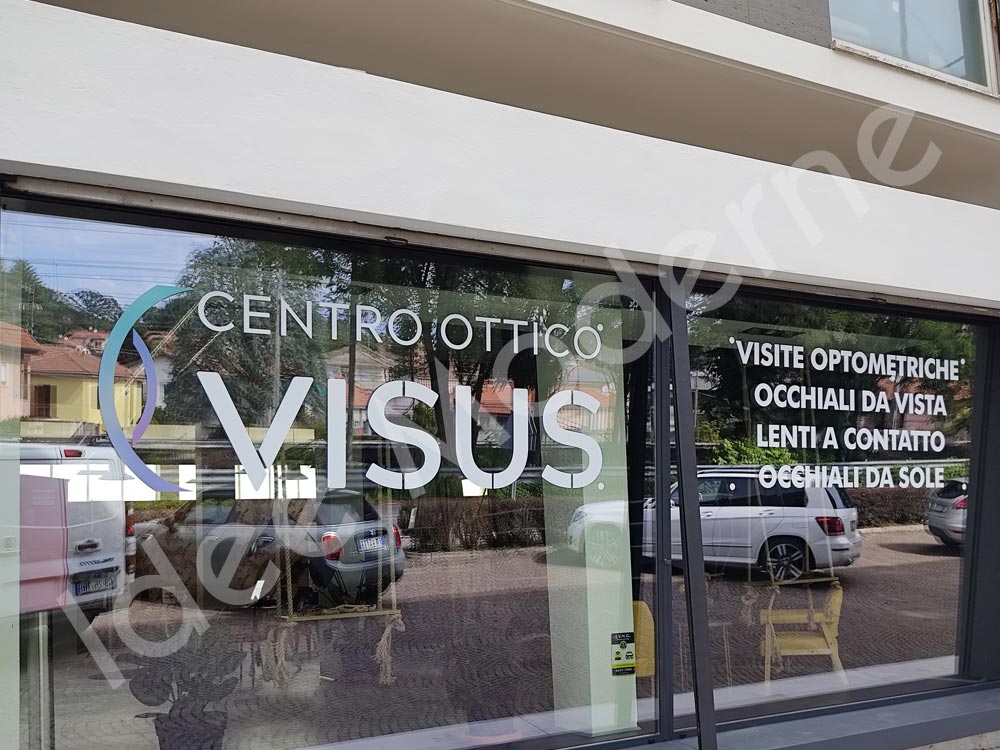 Scritte adesive in PVC per vetrina Gallarate