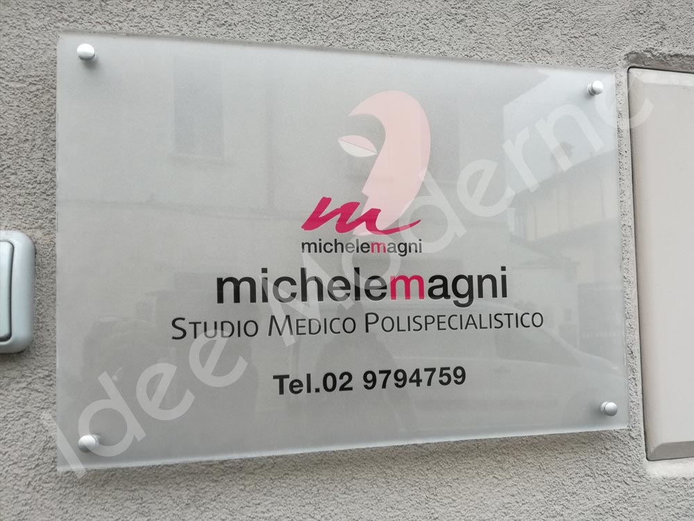 Targa in alluminio con logo aziendale personalizzata Varese