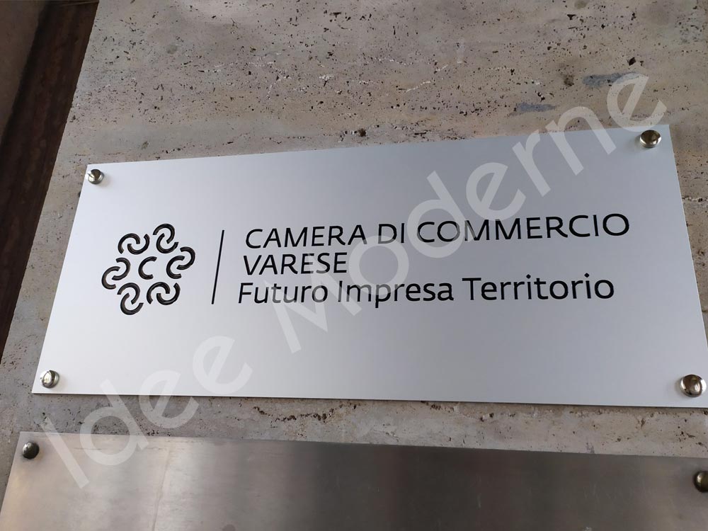 Targa in alluminio con logo aziendale personalizzata Varese