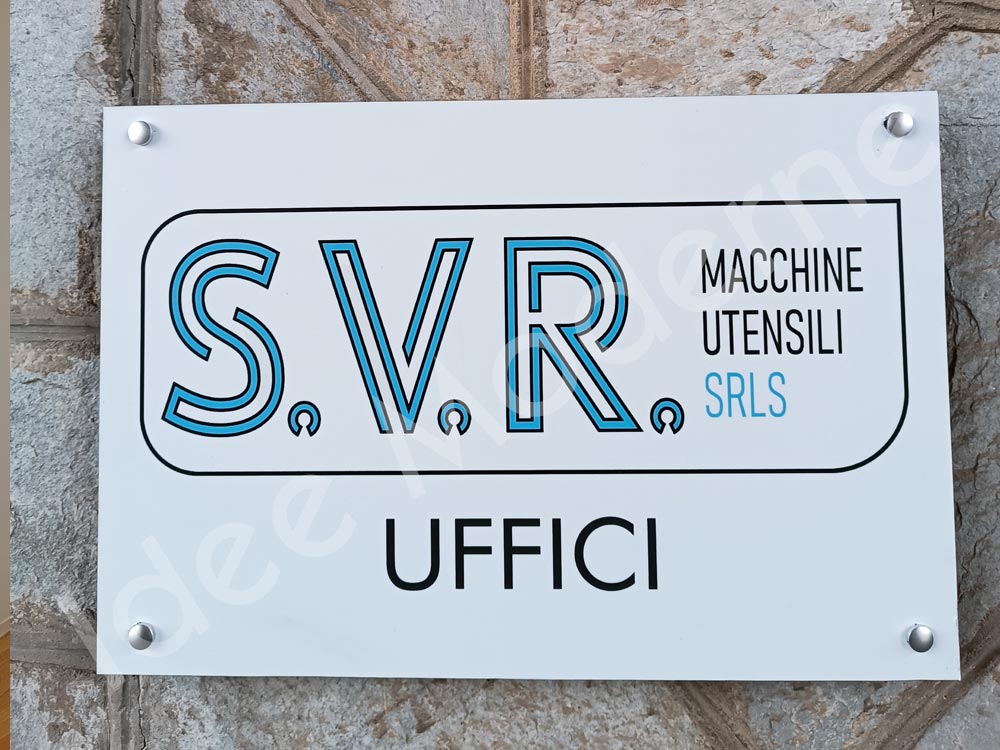 Targa personalizzata in plexiglass per ufficio Varese